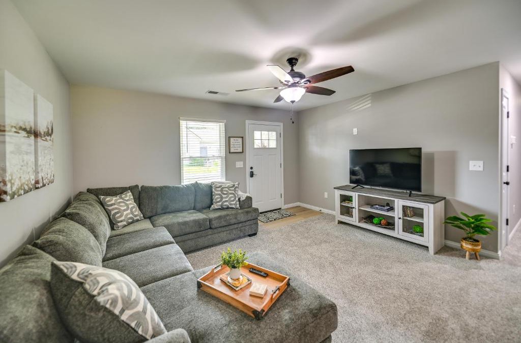 Dry Ridge House | Serene Dry Ridge Vacation Rental with Nearby Fishing