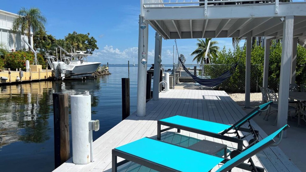 Twin Lakes House | Serene & expansive waterfront property located in Key Largo Florida.