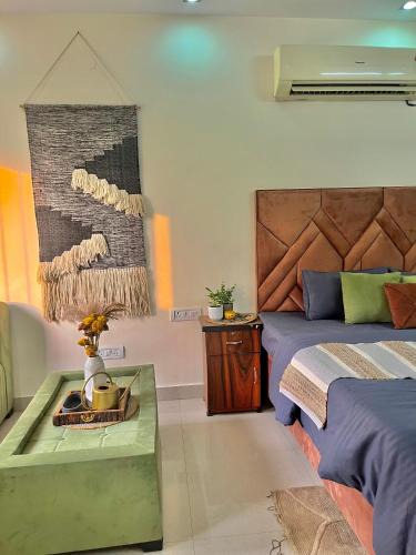Nehru Place Apartment | Serene Hemkunt 1BHK Home in GK1
