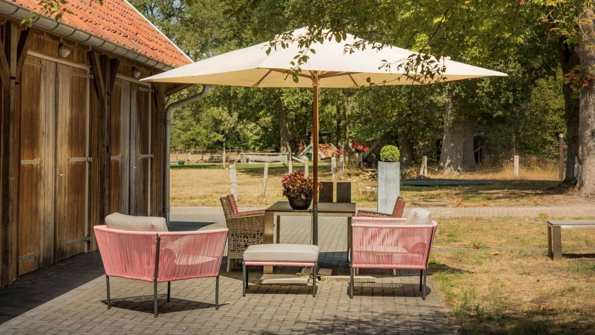 Haaksbergen House | Serene Holiday Home in Haaksbergen With Hottub