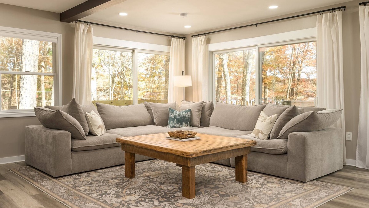 Rowland House | Serene Lakeside Escape | Firepit Fireplace & Dock