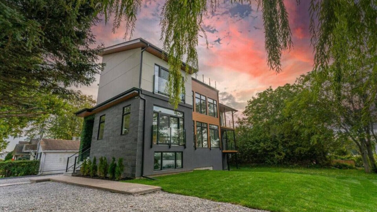 Port Weller House | Serene Lakeview retreat Sunset Villa
