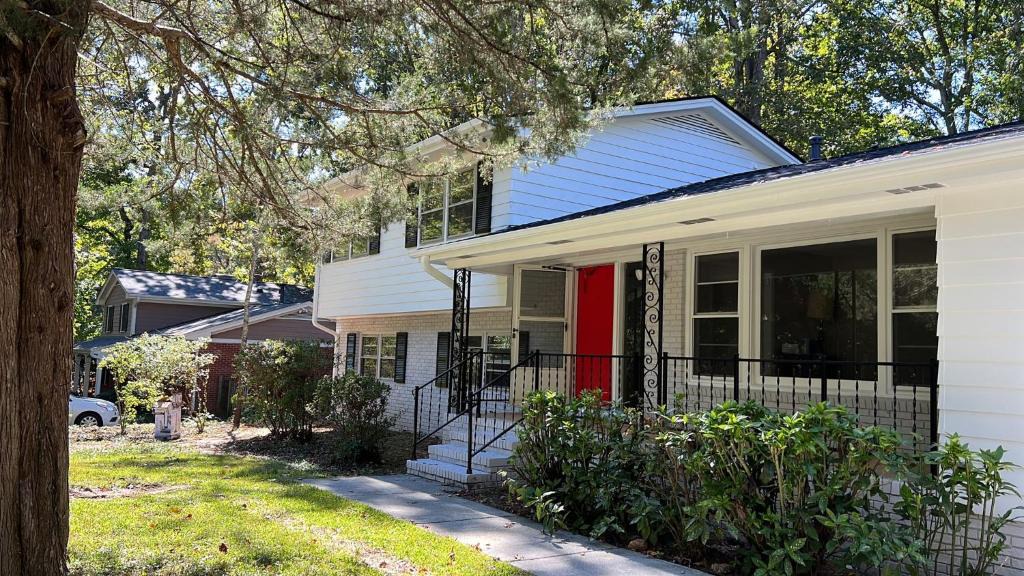 Cary House | Serene Landing Place near Downtown Cary
