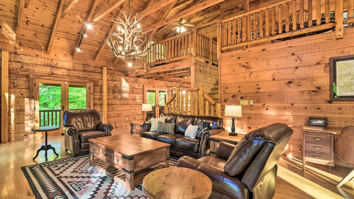 Penrod Cabin | Serene Lewisburg Lakefront Retreat w/Dock