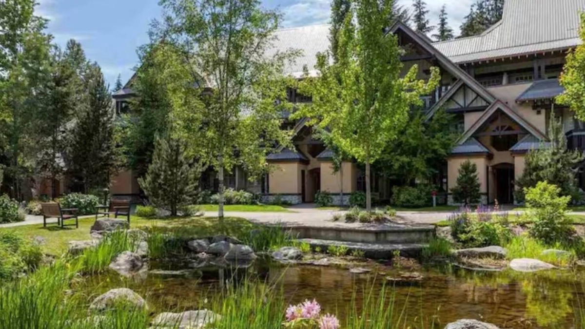 Village North Condo | Serene Mountain Retreat w/Private Hot Tub. Steps to Village and Lifts. Sleeps 5
