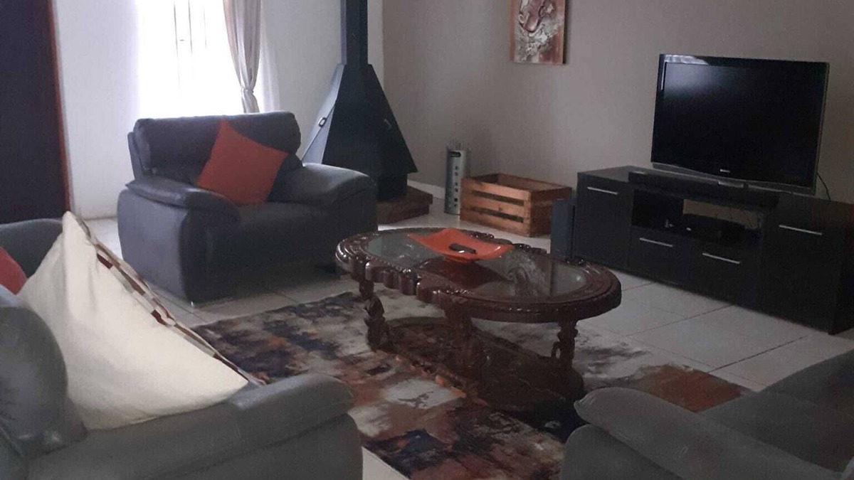 Benoni House | Serene self catering