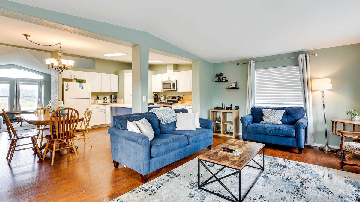 Sequim House | Serene Sequim Retreat w/Deck: Pets Welcome!