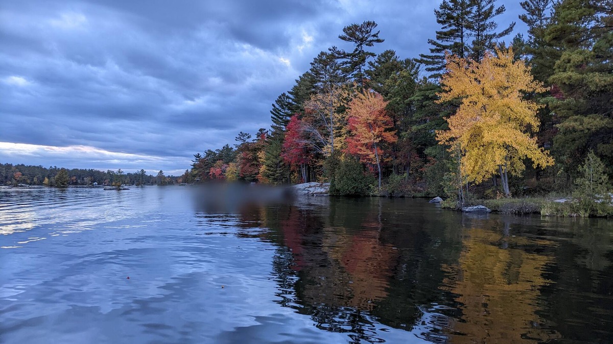 Buckhorn Cottage | Serene, Spacious Waterfront Cottage in Kawartha Lakes w. Hot Tub. Pet-Friendly!