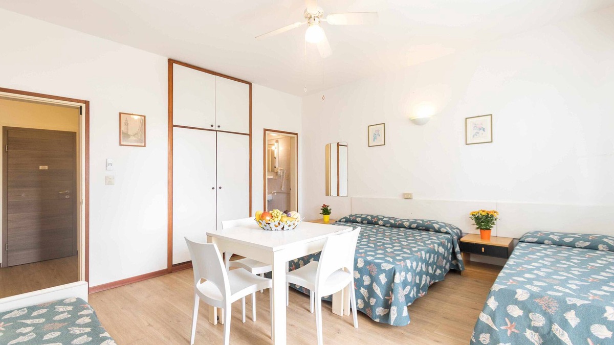 Lignano Sabbiadoro Apartment | Serene studio apartment close to the beach