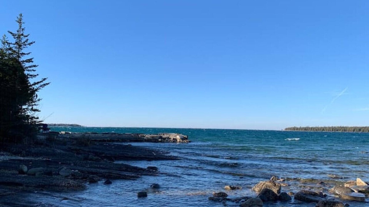 Tobermory Cottage | Serene Tobermory waterfront cottage