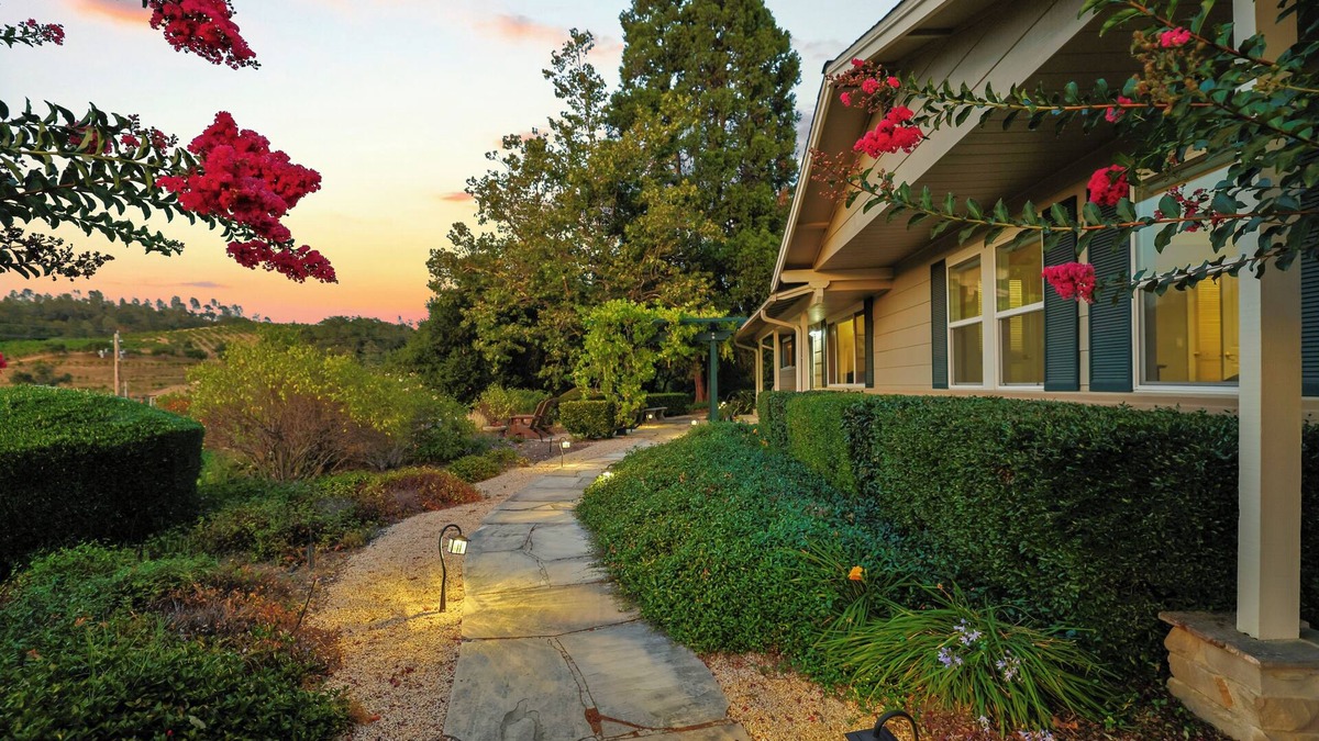 Geyserville House | Serene Vineyard Escape with Stunning Valley Views