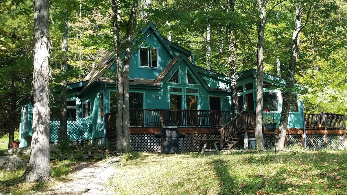 Willow House | Serene Woodstock Oasis, Sauna/Steam Shower, Cook's Kitchen. Top Reviews.