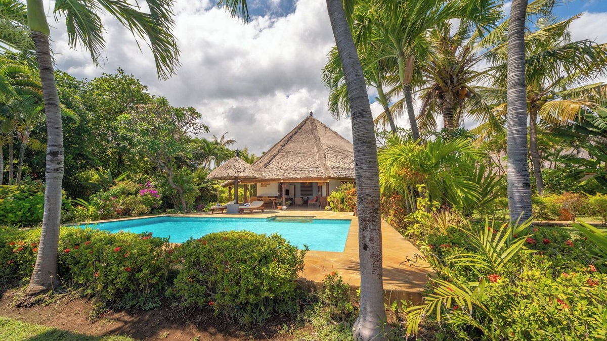 Lokapaksa Villa | Serenity at a glance @ Lokapaksa, Seririt