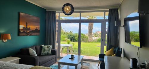 Summerstrand Apartment | Serenity at Brookes Hill Suites