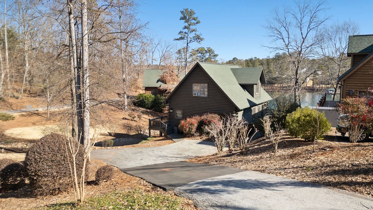 Saxony Forest House | Serenity Bay Lakefront Cabin w/Boat Slip.