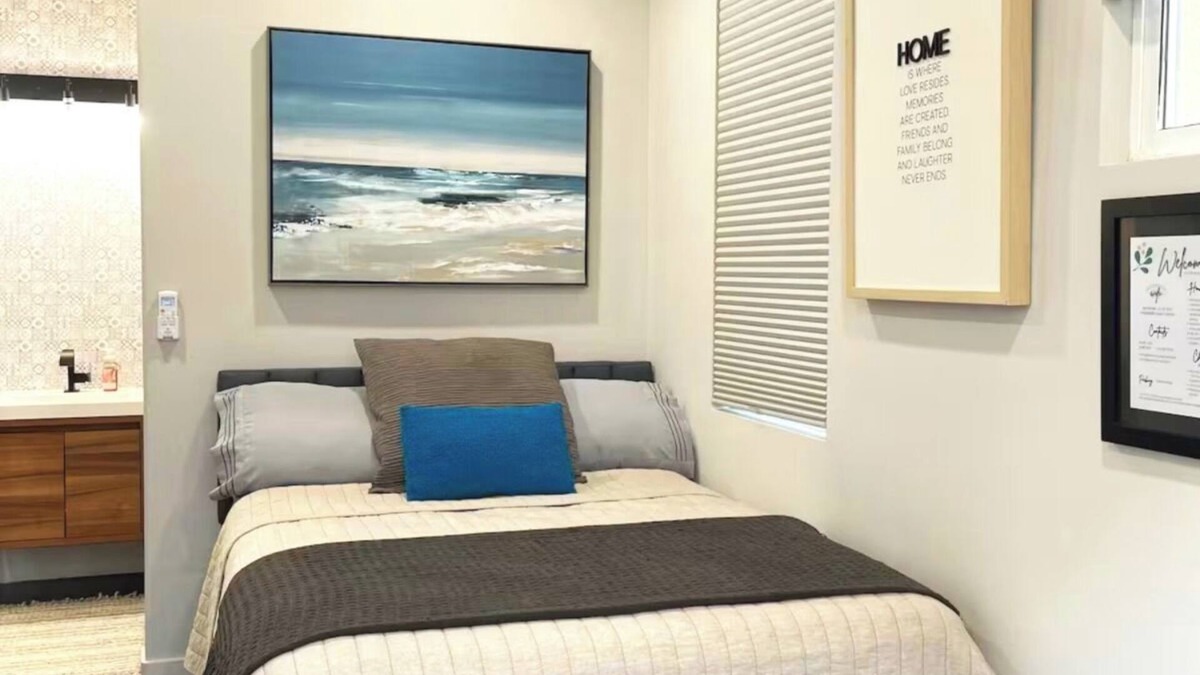 Chula Vista Apartment | Serenity by the Lake. Beautiful neighborhood I short walk to lake and trails
