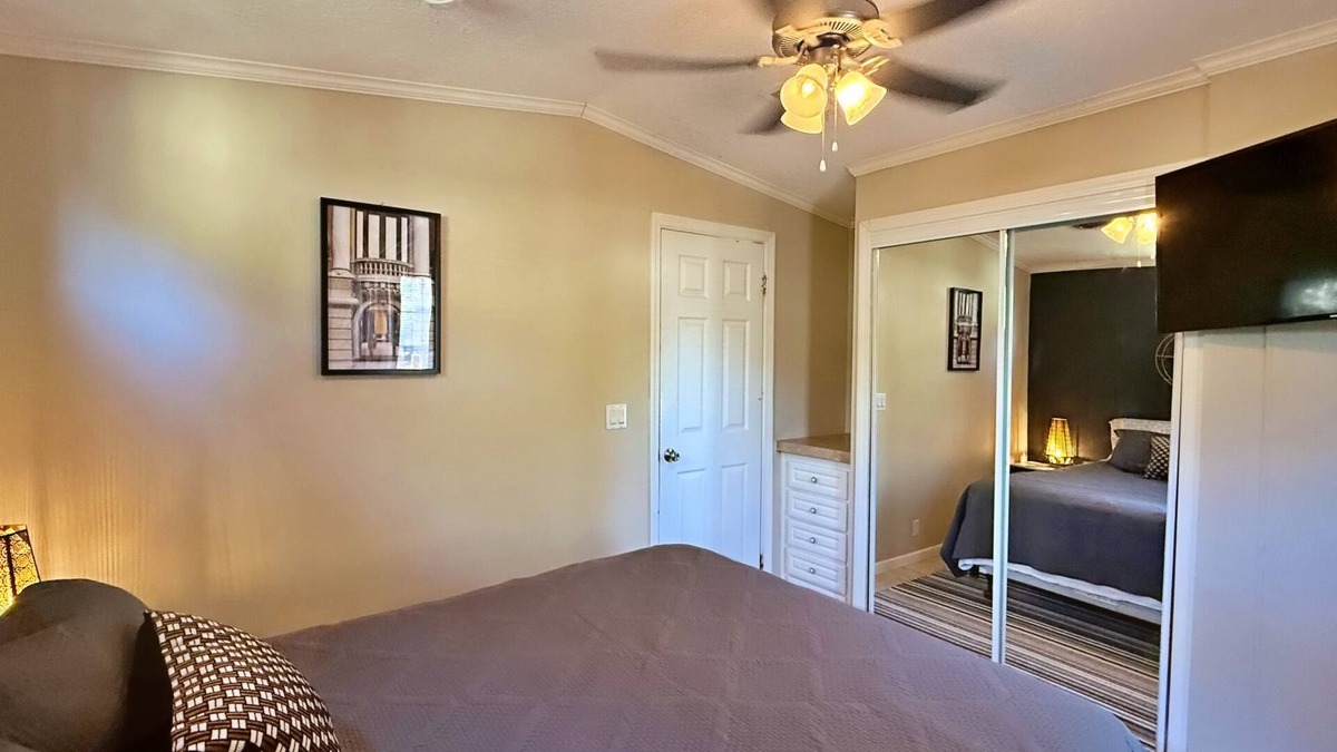 Seffner Community Alliance House | Serenity Cabin – Your Cozy Retreat Near Tampa
