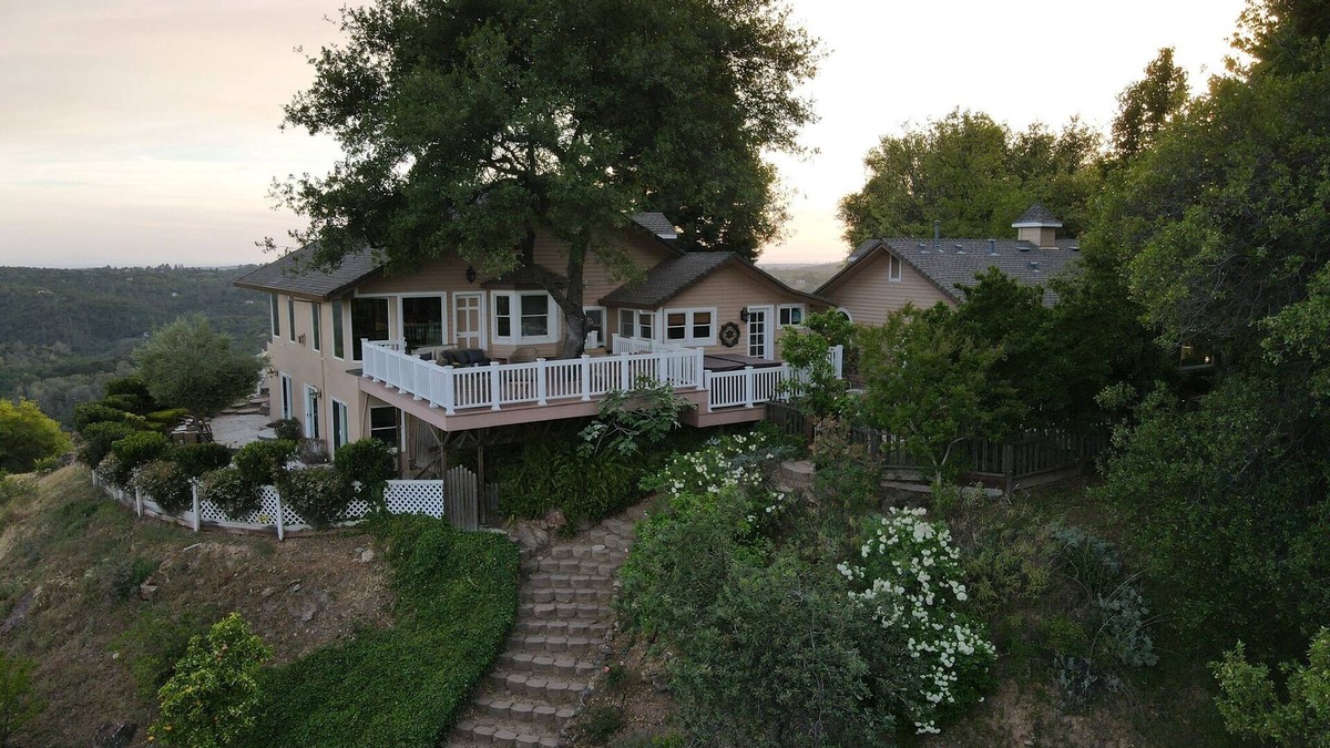 Shingle Springs House | Serenity Cottage