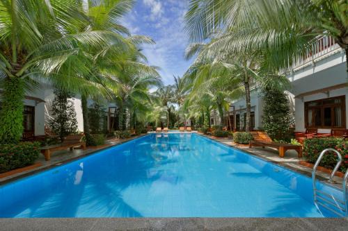 Ong Lang House | Serenity Garden