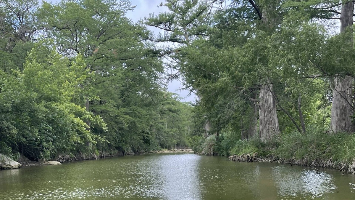 Bandera House | Serenity House, 6 acres on the Medina River