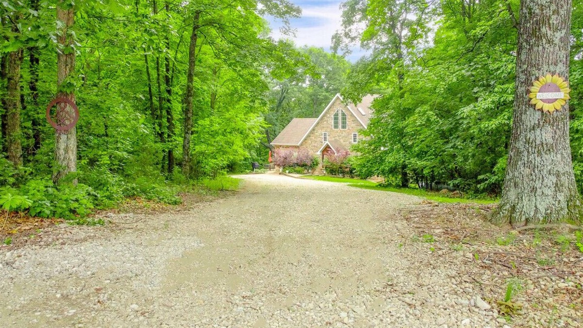 Hartsburg Cottage | Serenity House ~ Retreat Near MKT & Vineyards