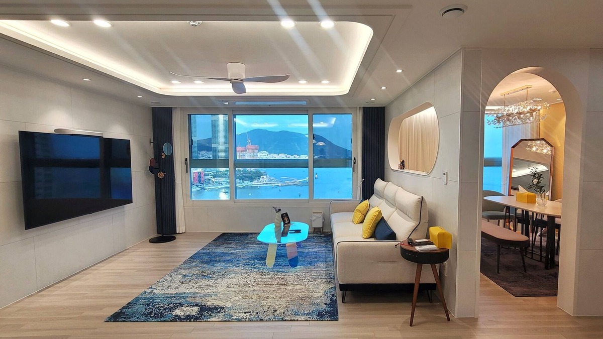 Seo Apartment | Serenity in Busan, Up to 8, Songdo Beach, New Building, Ocean View, Sunrise View