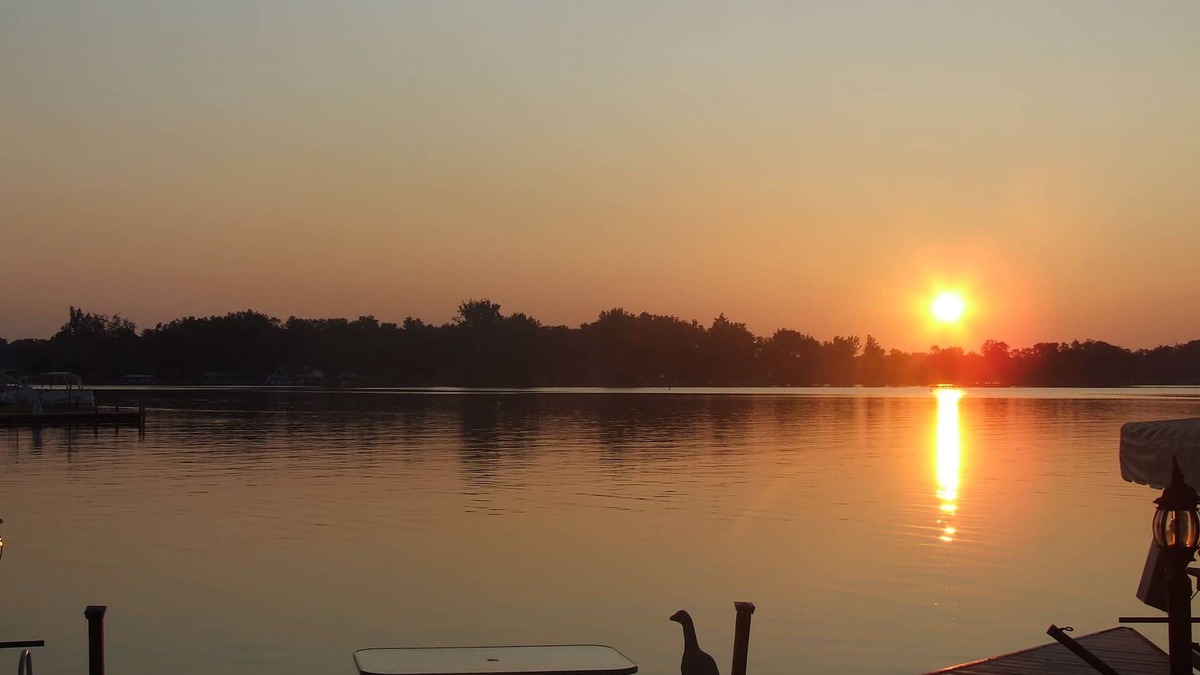 Lakeview House | Serenity Lakefront Home on Techumseh Island - Sleeps 6, 2BR, 1.5Bath, Boat Dock