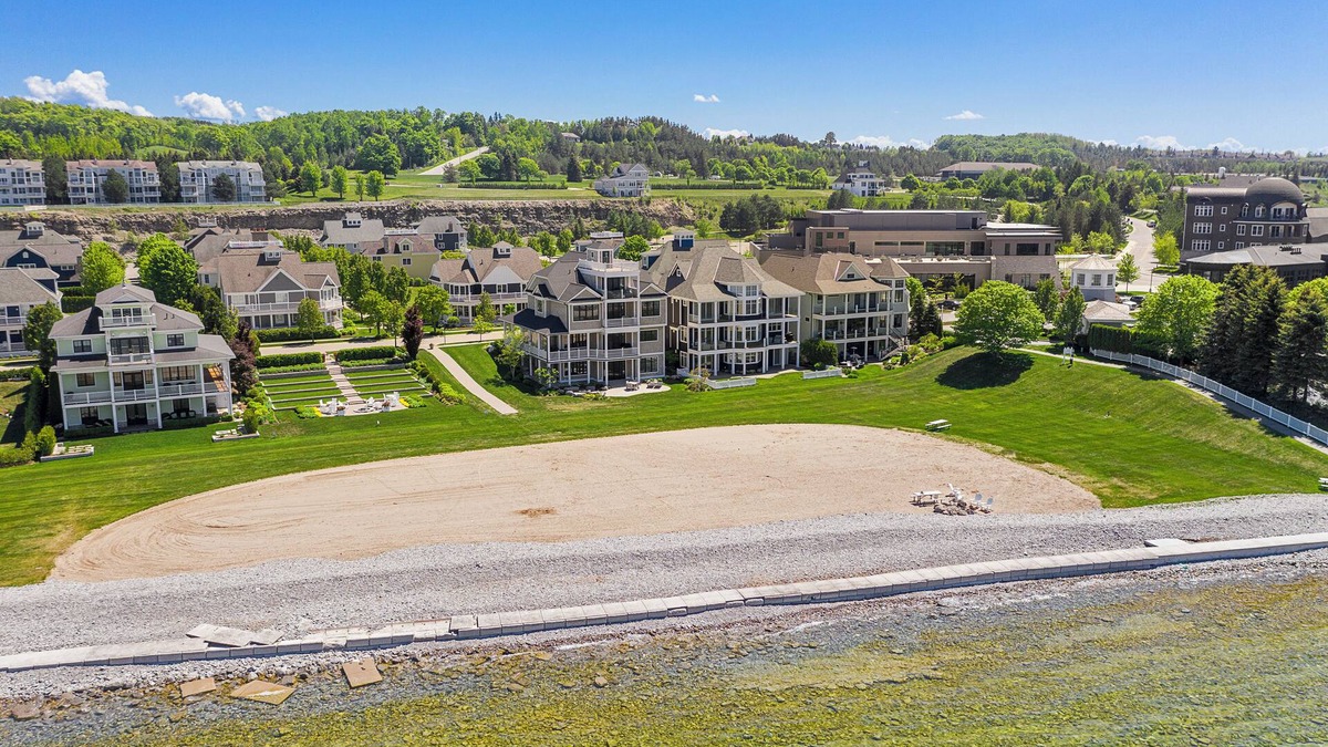 Bay Harbor House | Serenity North Lakehouse