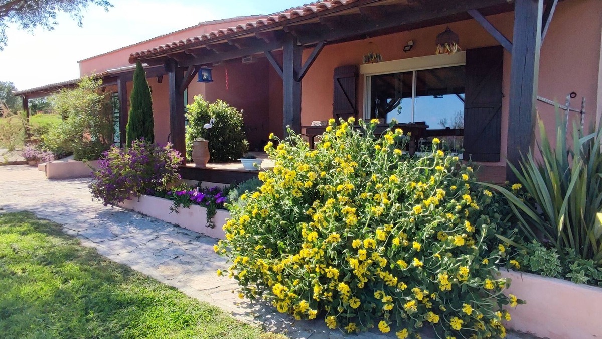 Bouzigues Cottage | Serenity overlooking the Etang de Thau