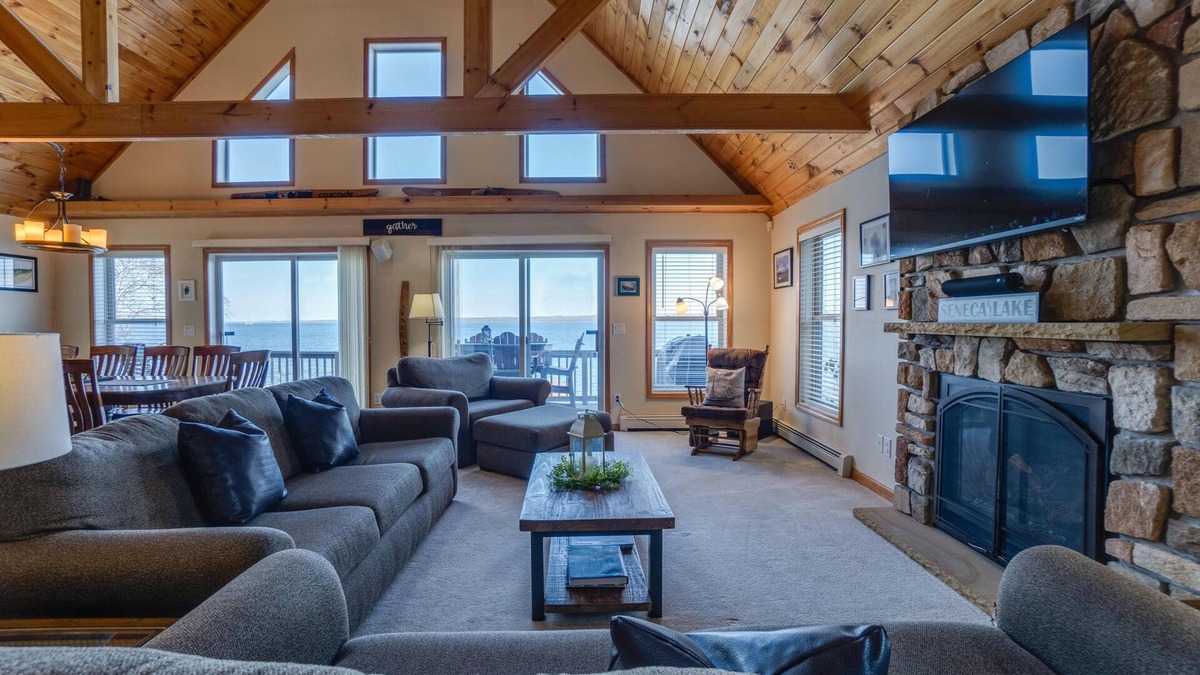 Town of Torrey House | Serenity Place: lake home with hot tub, pool table/game room, and private lakefront