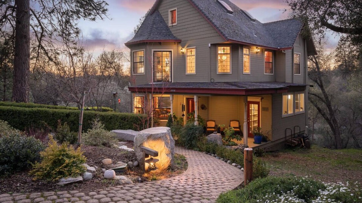 Diamond Springs House | Serenity Ridge A Unique Property - Entire Home in Diamond Springs, California