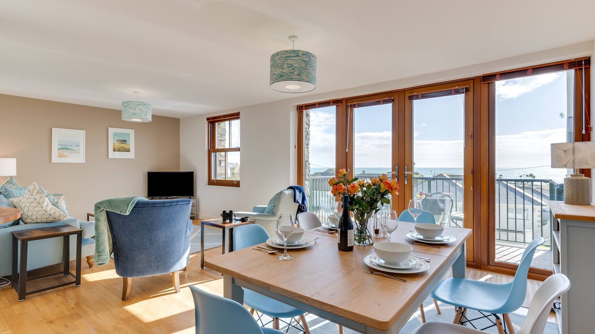 Praa Sands Apartment | Serenity - Two Bedroom Apartment, Sleeps 4