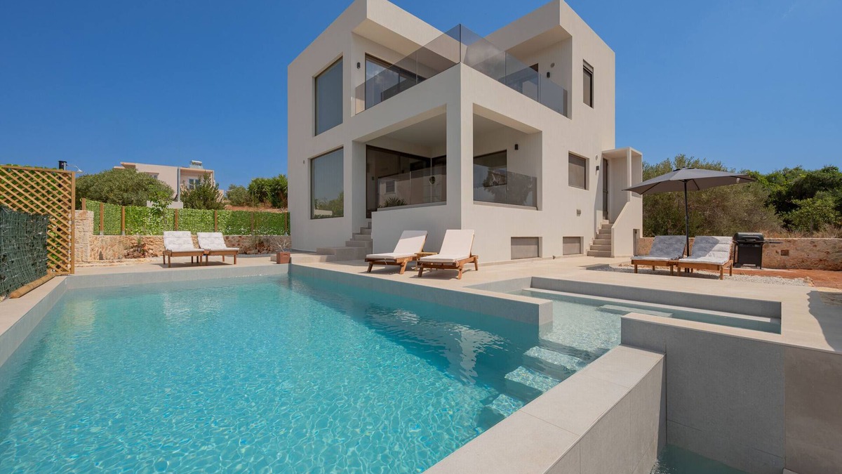 Sternes Villa | Serenity villa,Private pool,Near beach,tavern,Chania