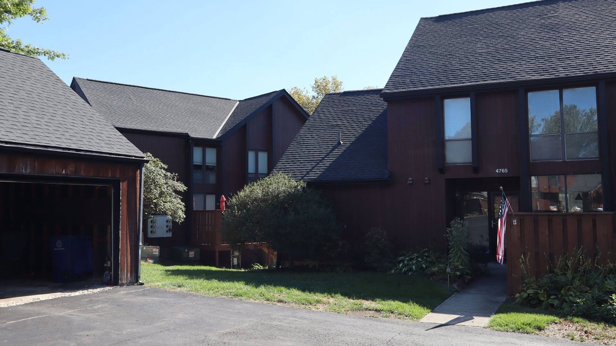 Westerville Condo | Serenity - Waterfront Escape