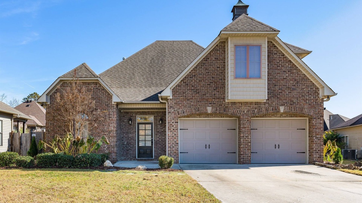 Wilsonville House | Serenity Willow - 3BR near Chelsea w/Fenced Yard