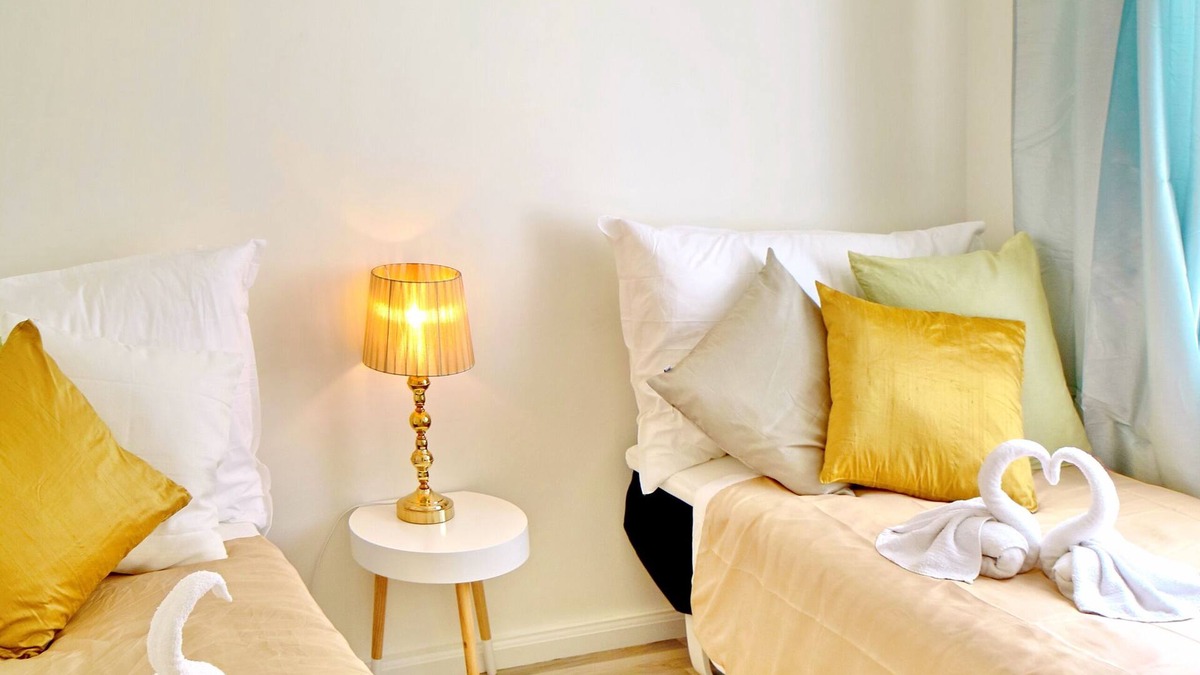 Gamla Staden-Nya Staden Apartment | Service Apartment in Central Charming Mariestad, SWEDEN