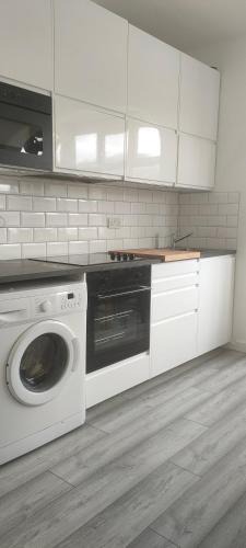 Croham Apartment | Serviced Accommodation in London