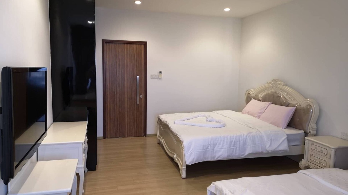 Seri Tanjung Pinang Apartment | Serviced apartment near to hospital,town and mall