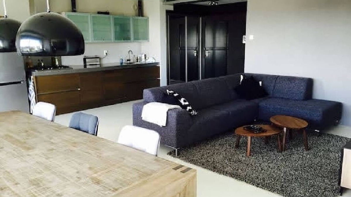 Glyndon House | Serviced apartment well furnished