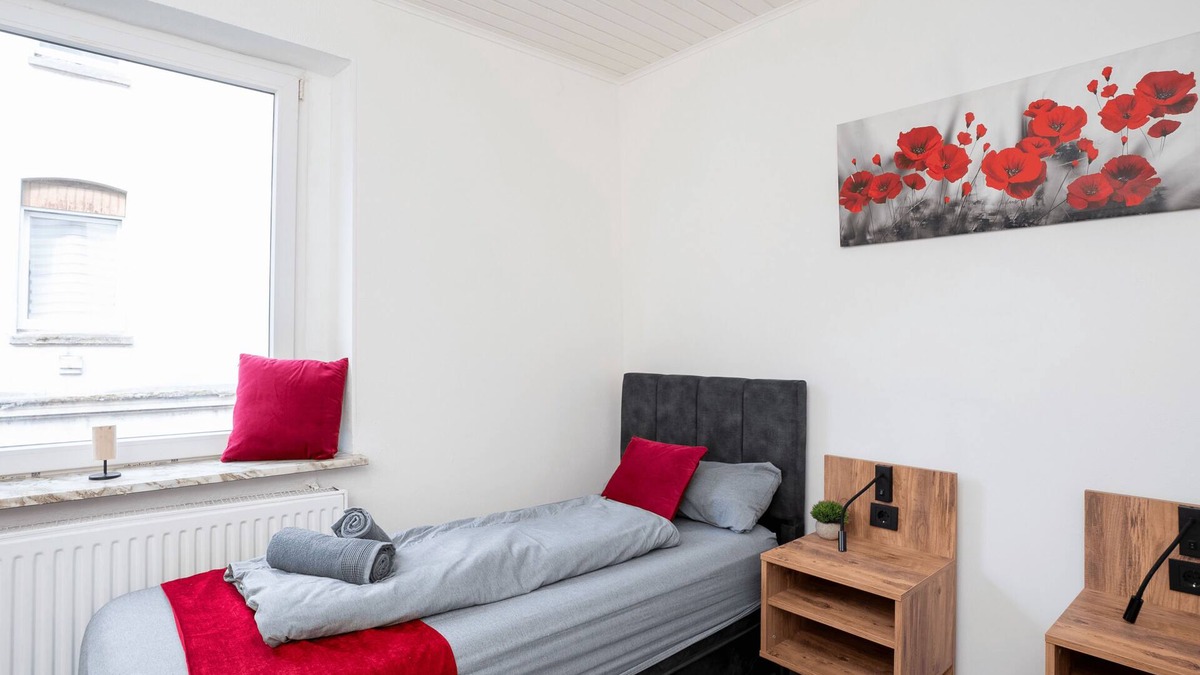 Hochlarmark Apartment | Serviceroom24 - Apartment 5 in Recklinghausen Hoch Wlan - TV - 24-7 Check-in
