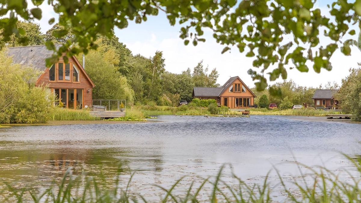 Menai Bridge Ski Chalet | Set in a peaceful location and perched over the lake.