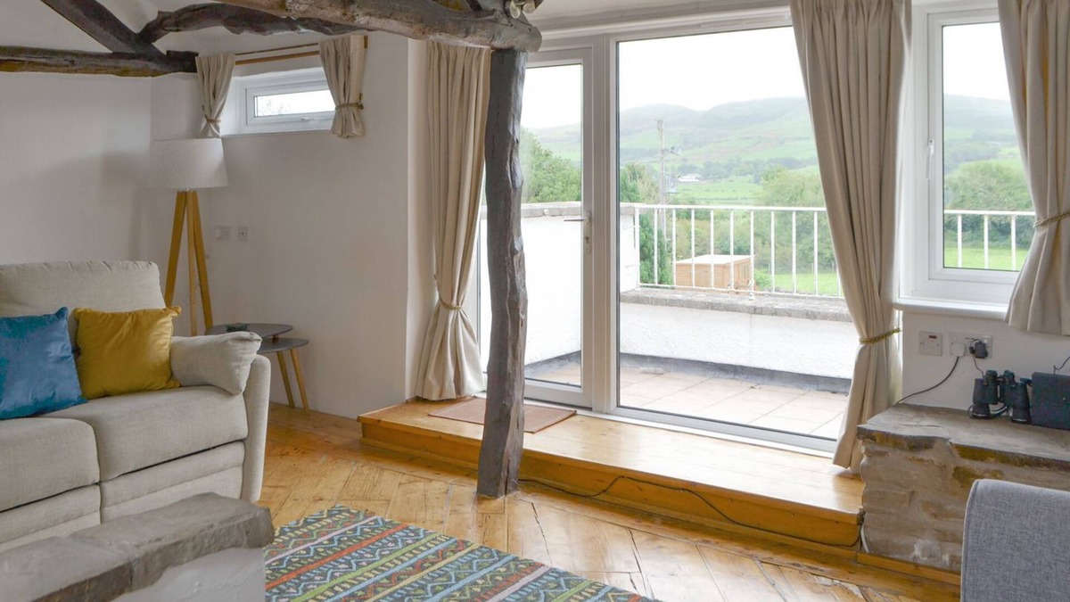 Workington Cottage | Set in a peaceful village location close to Cockermouth and the Lake District National Park.
