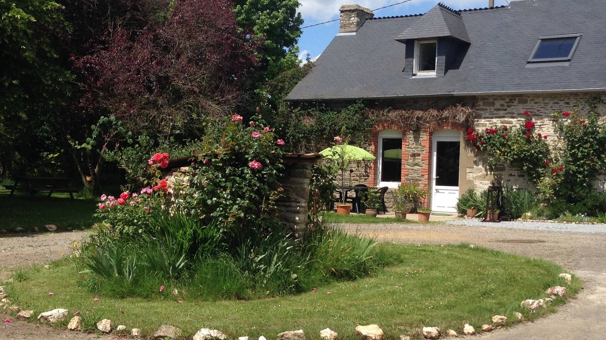 La Croix-Hellean House | Set in the gorgeous region of southern Morbihan three drive minutes to Josselin