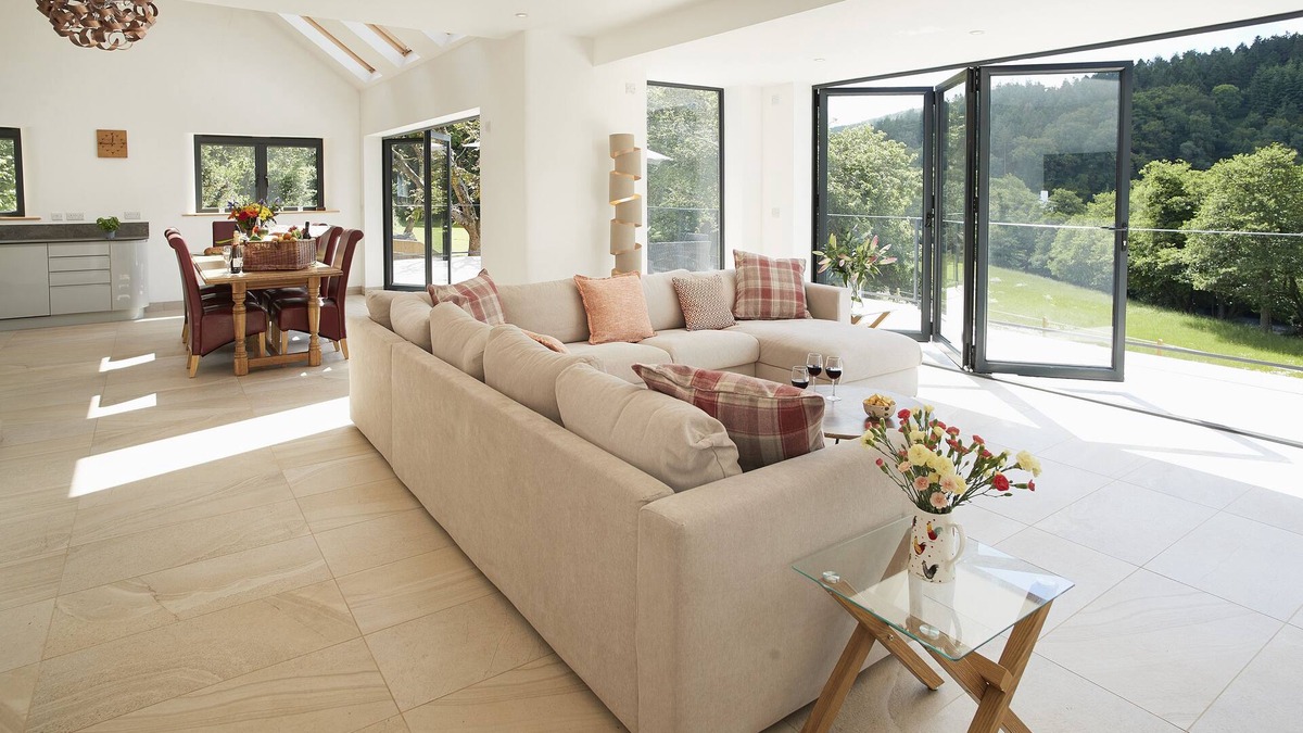 Dunsford House | Set in the tranquil Teign Valley, Teign Vale makes the most of its position