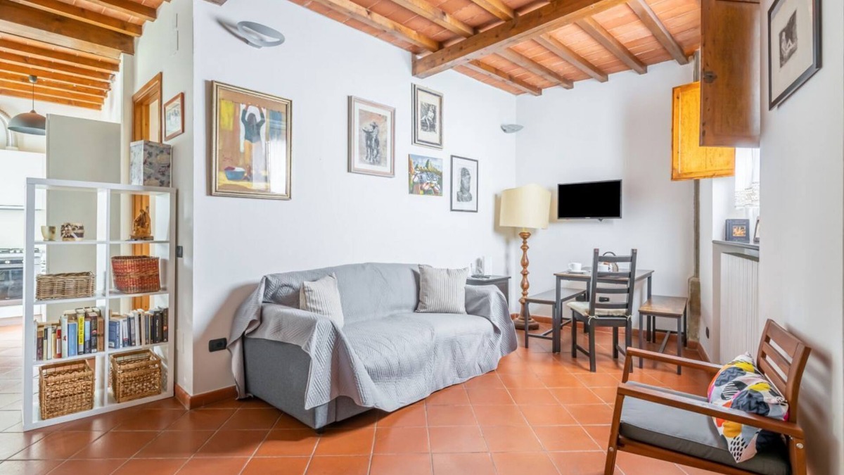 Settignano Apartment | Settignano Quiet Apartment with Private Parking