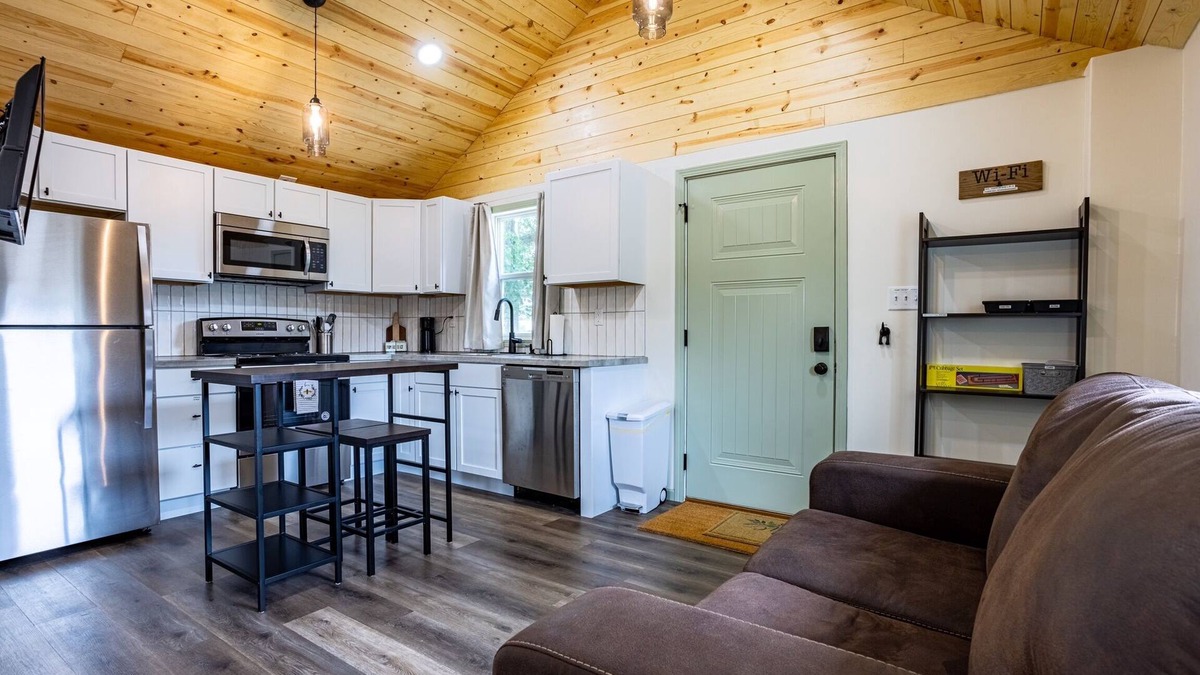 Muncie House | Settle in at the Petite Retreat.