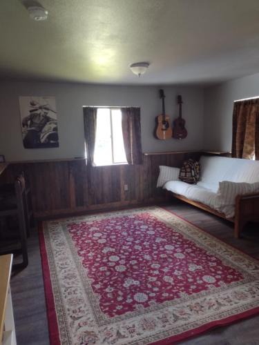 Deer Park Apartment | Settler's House