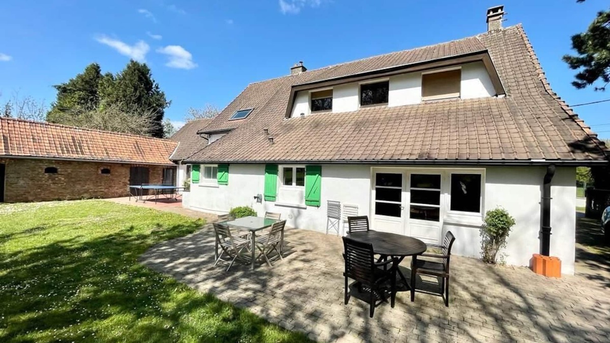 Wicquinghem House | Seven Bdm Family House In Countryside Village With Large Beautiful Secure Garden