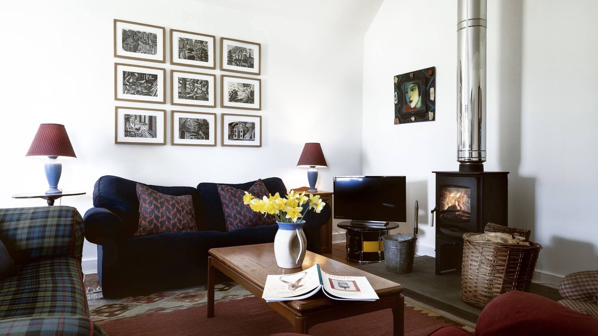 Pitlochry Apartment | Seven bedroom house overlooking rural Perthshire