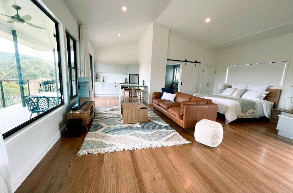 Beerwah House | Seven Peaks Farm Stay